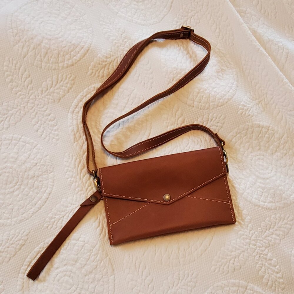 Portland Leather Crossbody Envelope Handbag